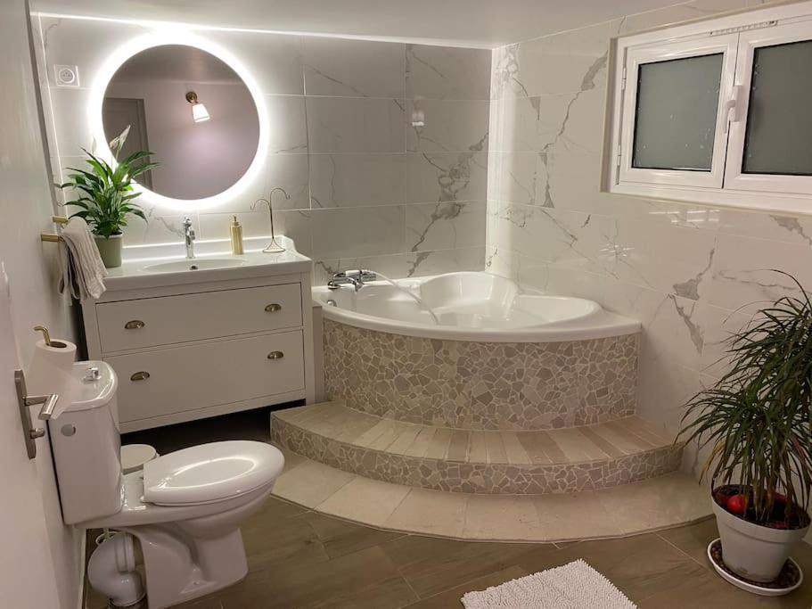 Guest House Privee Ezanville 外观 照片